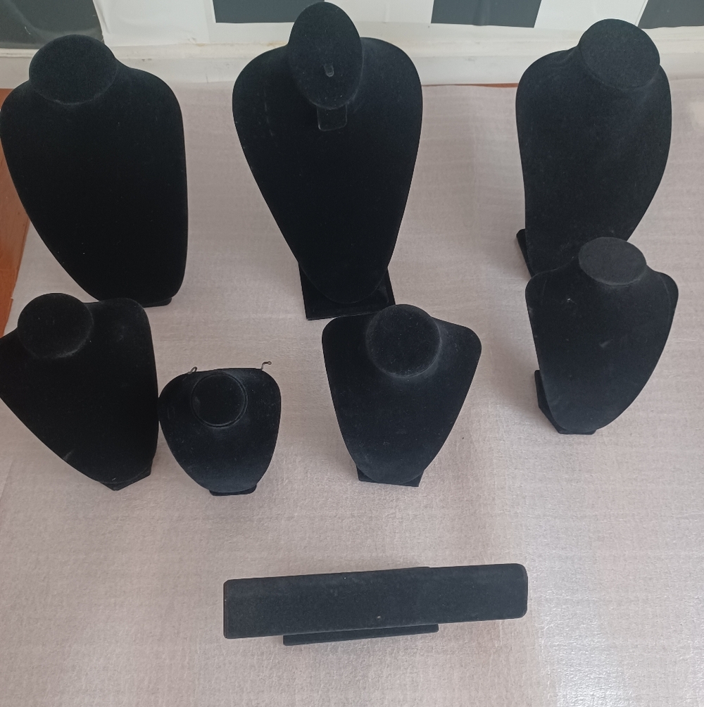 Black Velvet Jewelry Display Stands